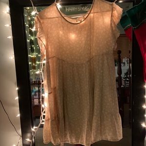 I am selling this nice summer dress